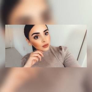 Meet your Posher, Valeria